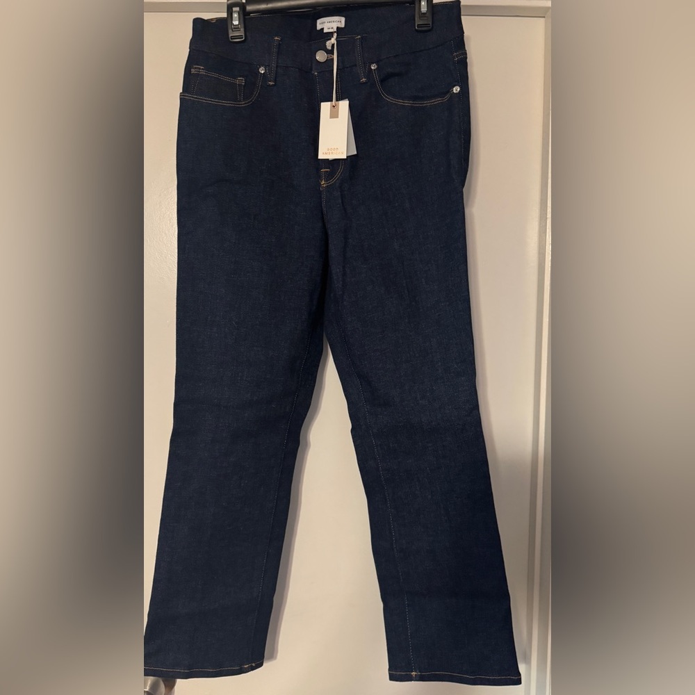 Good American Blue Straight Leg Jeans Timeless Design